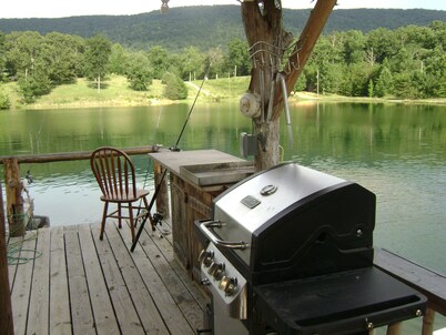 THE PIER CABIN FISHERMAN'S PARADISE" 334 Luke Ln., Rising Fawn GA