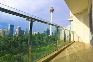 Family Suite, 3 Bedrooms, 2 Bathrooms, City View | Terrace/patio - AirPorter Bukit Bintang Residence (Kuala Lumpur)