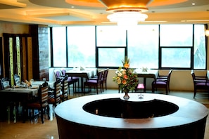 Breakfast (INR 200 per person)