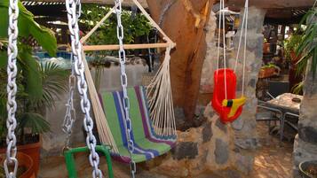 Children’s play area – outdoor