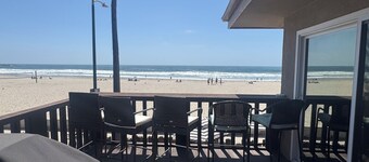 Nichts geht über OCEAN FRONT South Mission mit fünf Schlafzimmern.