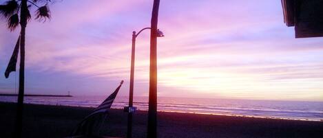 Sur la plage, serviettes de plage