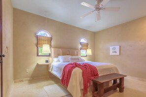 5 habitaciones y caja de seguridad en la habitación 