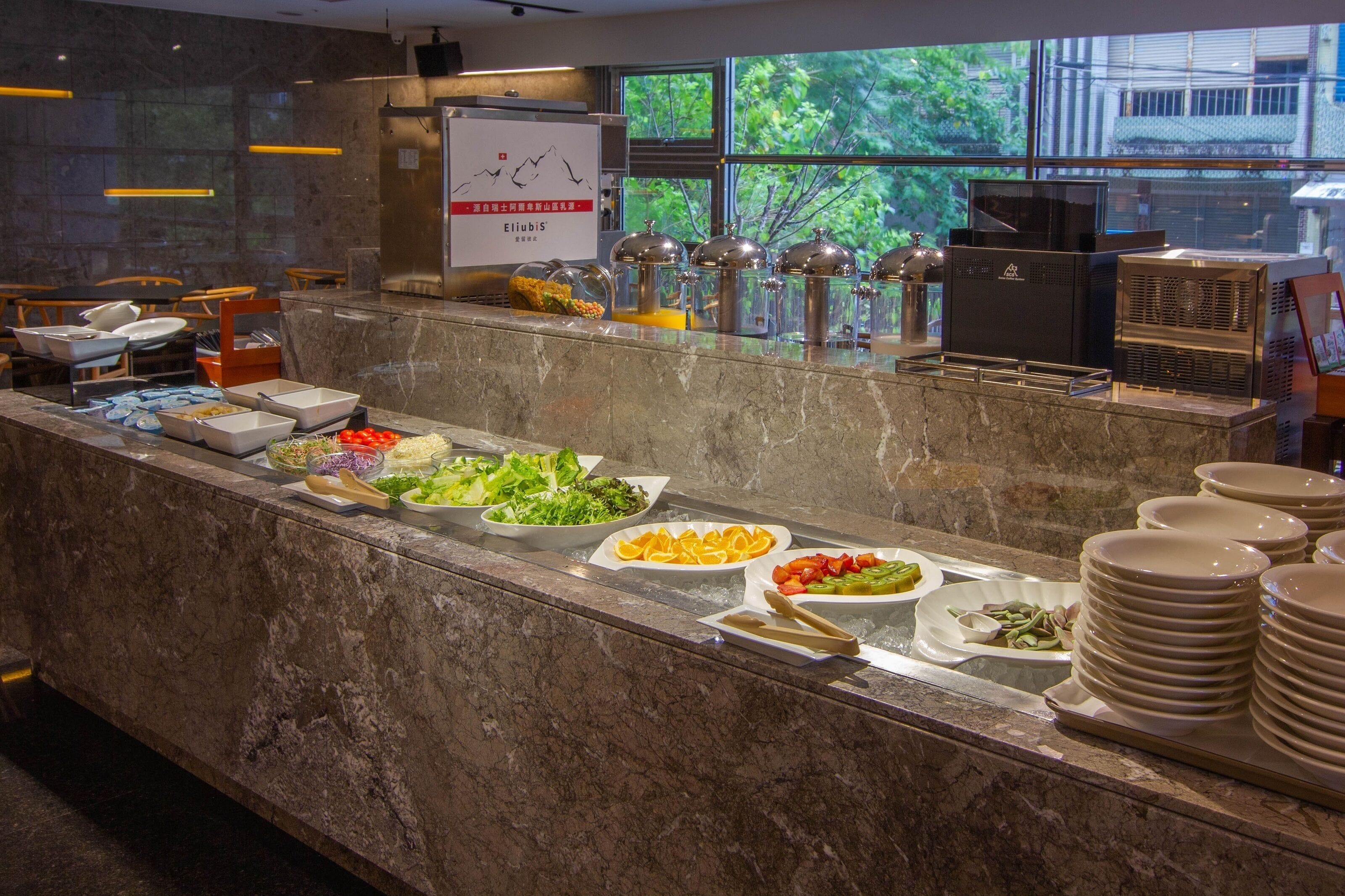 Café da manhã para viagem todos os dias (TWD 680 por pessoa) 