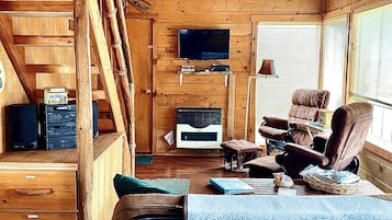 Fernseher, DVD-Player, Bücher, Videothek