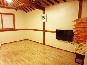 Free WiFi - Hanok Raon (Gyeongju)