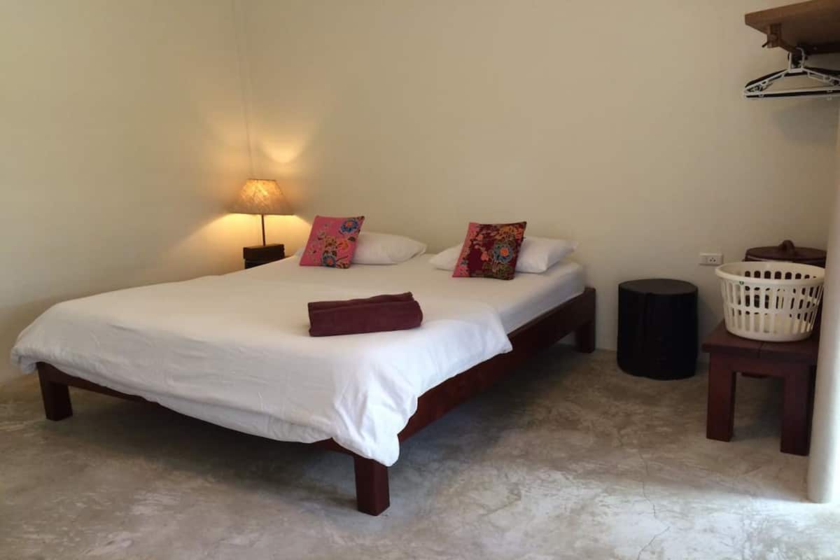 Habitación doble estándar | Escritorio y wifi gratis