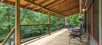 Tranquil Pet Friendly, Luxury Cottage in Blue Ridge Mtns! UC STR License 022260