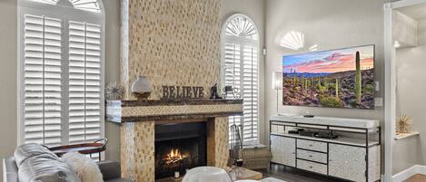 Smart TV, fireplace, DVD player, offices