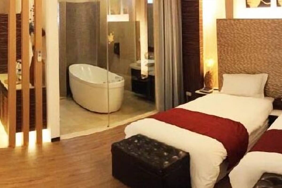 basic double room | 1 bedroom, premium bedding, individually decorated, blackout curtains