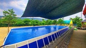 Outdoor pool - Chowoo Guesthouse (Gyeongju)