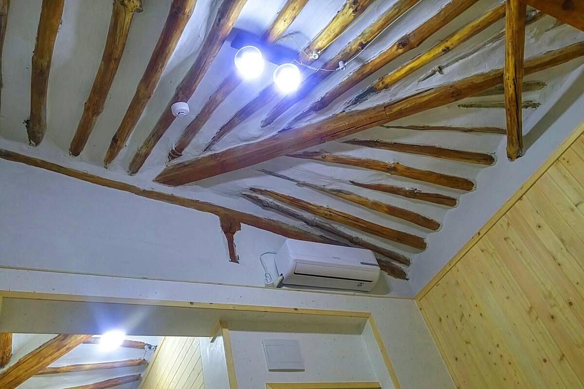 Traditional Twin Room, Private Bathroom, Garden Area | WiFi (free)