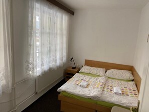 Desk, free WiFi, bed sheets - Hotel U Supa (Harrachov)