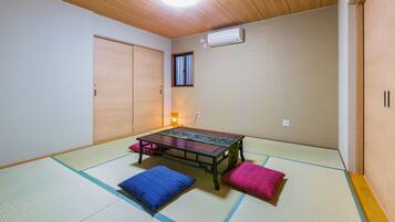 IM-101 | Iron/ironing board, free WiFi, bed sheets