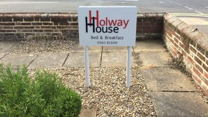 A sign for 'Holway House' offering bed and breakfast services. - Holway House (Sheringham)