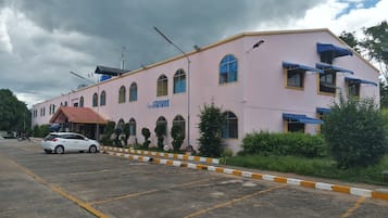 Free self parking