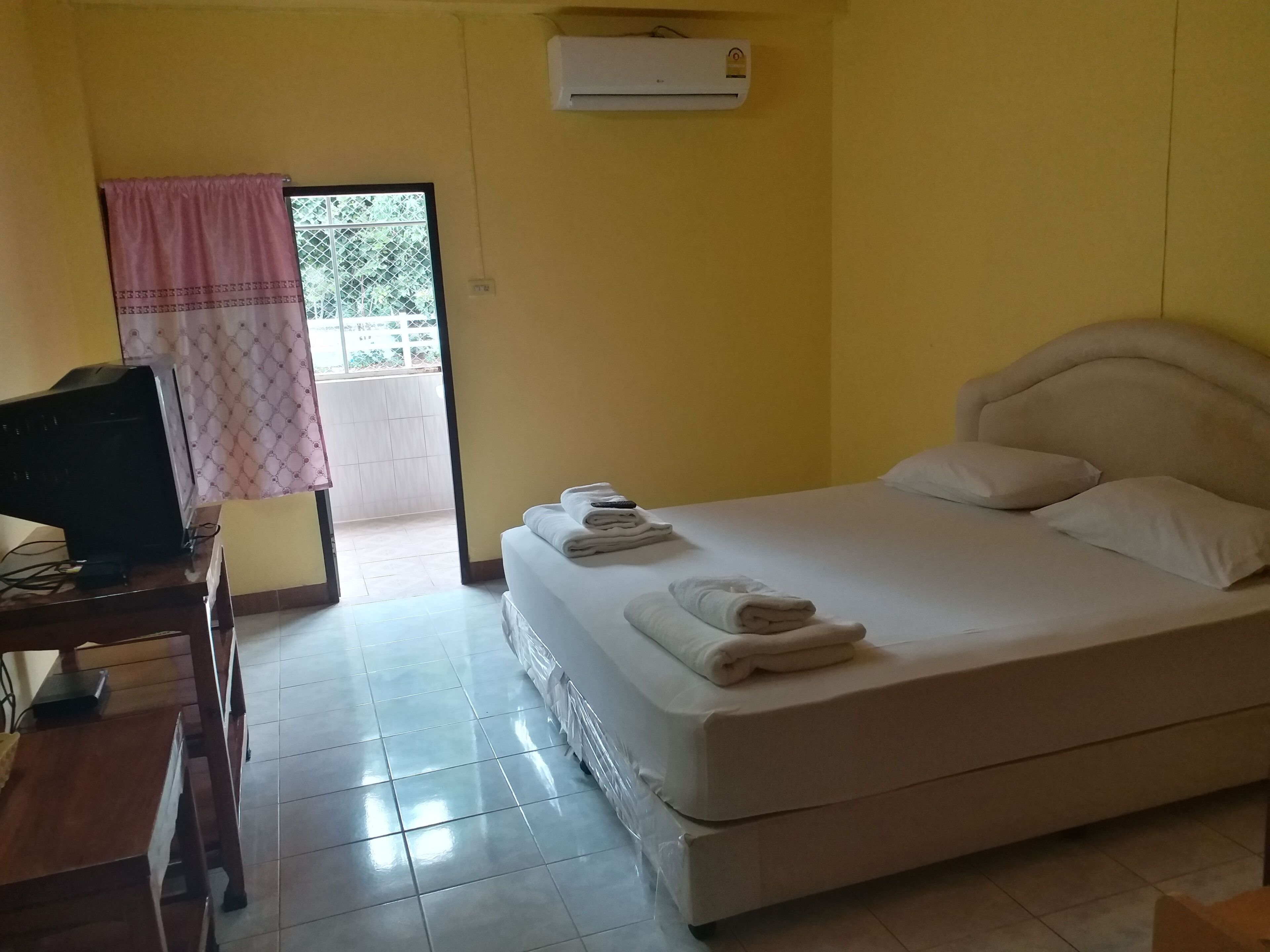 Double Room | Free WiFi