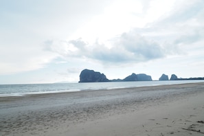 Na praia