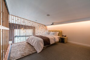 로열 듀플렉스 | 고급 침구, 오리/거위털 이불, 필로우탑 침대, 각각 다른 스타일의 인테리어