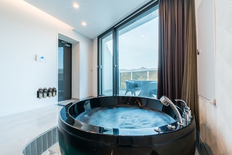 Bañera de hidromasaje