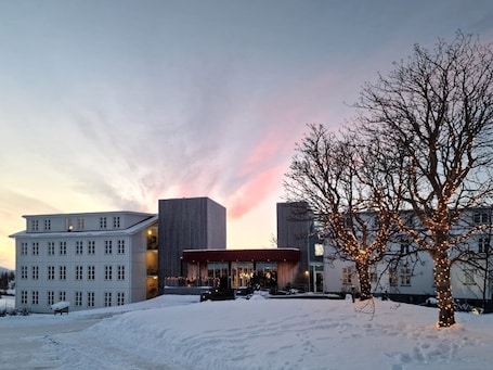 Fachada de la propiedad