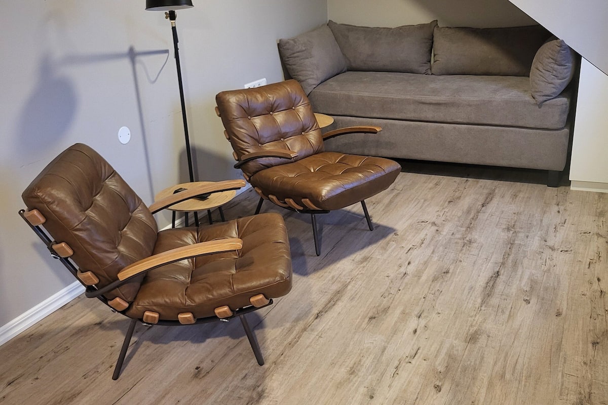 45-inch smart tv with satellite channels