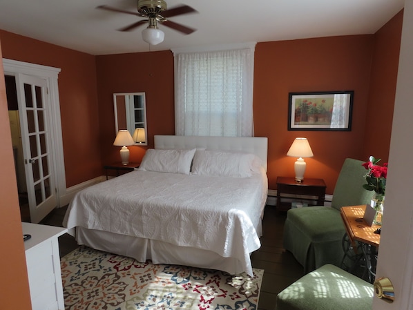 1 chambre, bureau, fer et planche à repasser, accès au Wi-Fi (inclus)