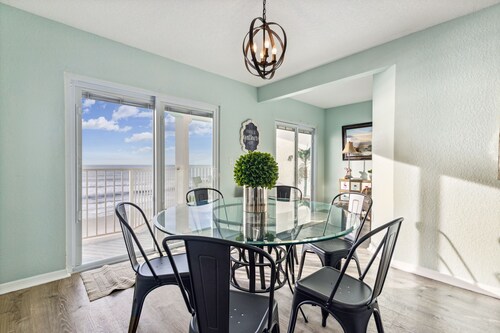 Exquisite Beachfront Penthouse Condo on Indian Rocks Beach