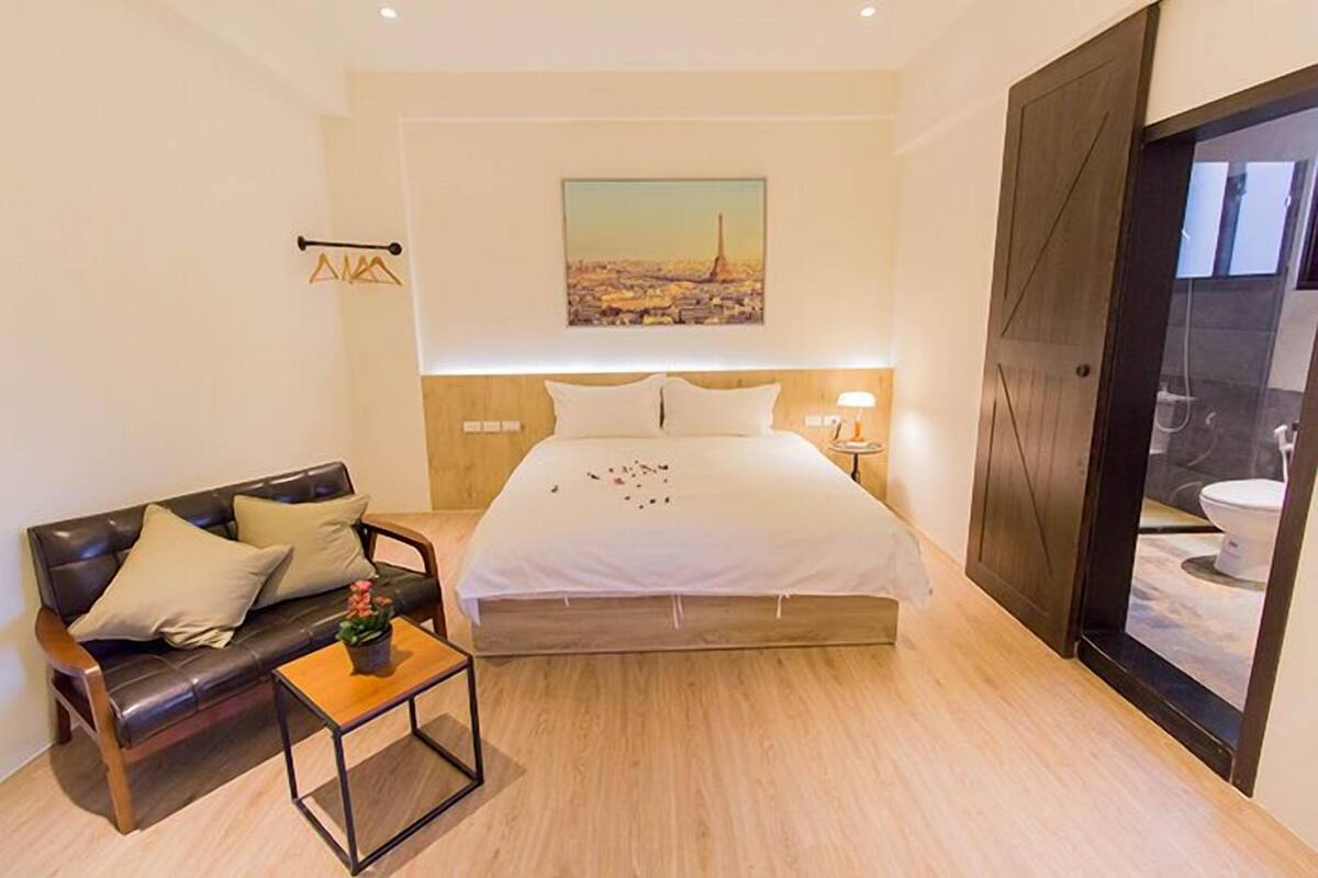 Habitación Confort doble | Escritorio, cortinas opacas, sistema de insonorización y wifi gratis