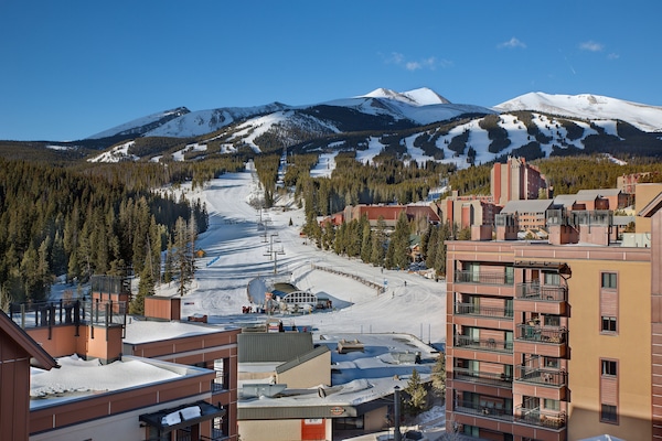 Choose your run on Peak 9 from your 4th floor balcony, then just Ski in/out
