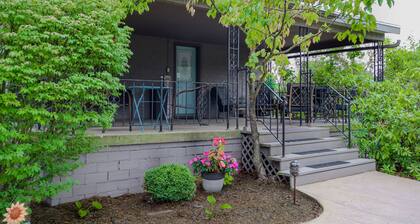 Hocking Hills Inn, Royal Oak-sviitti