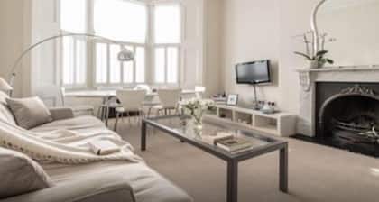 Olympia Black Square Collection