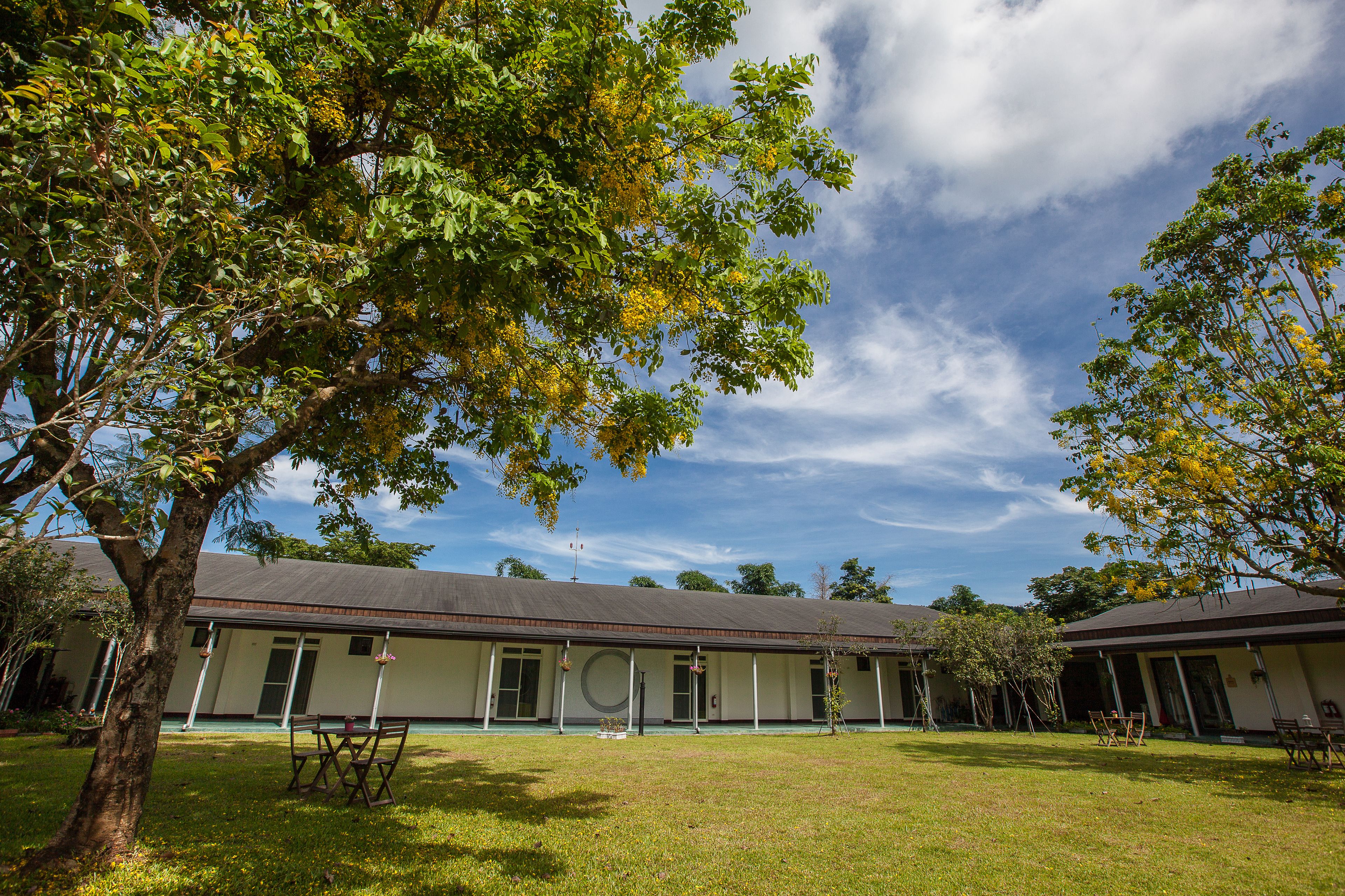 واجهة المنشأة