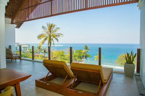 Ocean View Suite | Terrace/patio