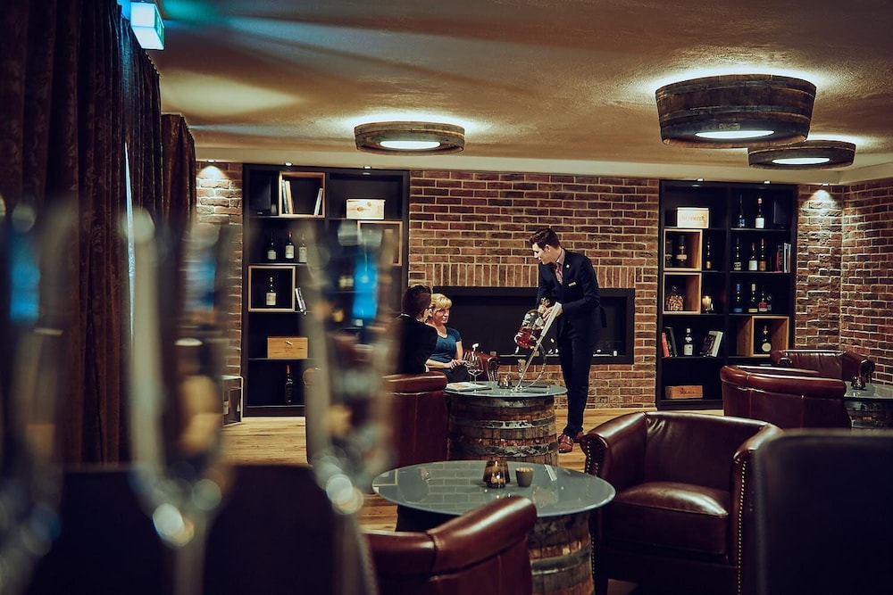 hotel die burg by null