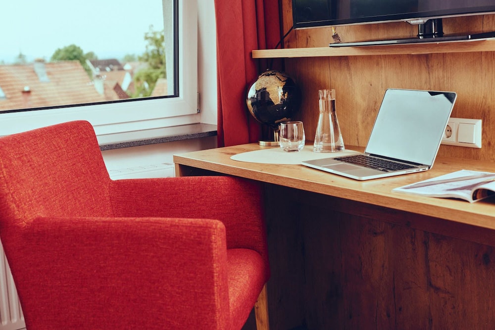 hotel die burg by null