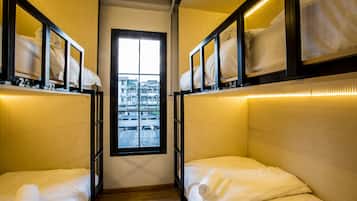 Comfort Quadruple Room, Multiple Beds, Shared Bathroom | Free WiFi, bed sheets