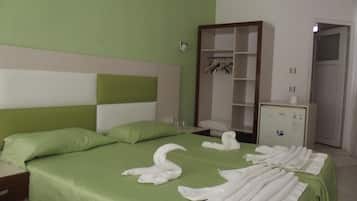 In-room safe, desk, free WiFi, bed sheets