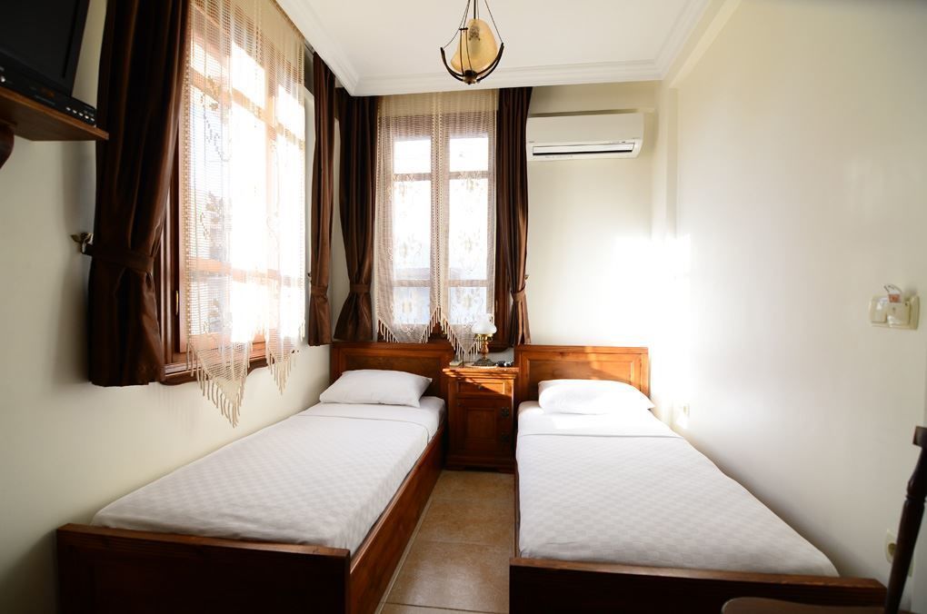 twin room | 1 bedroom, desk, soundproofing, free wifi