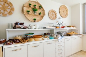 Desayuno de cocina local incluido todos los días