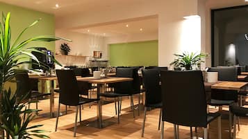 Daily buffet breakfast (EUR 11 per person)