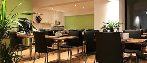 Daily buffet breakfast (EUR 11 per person)