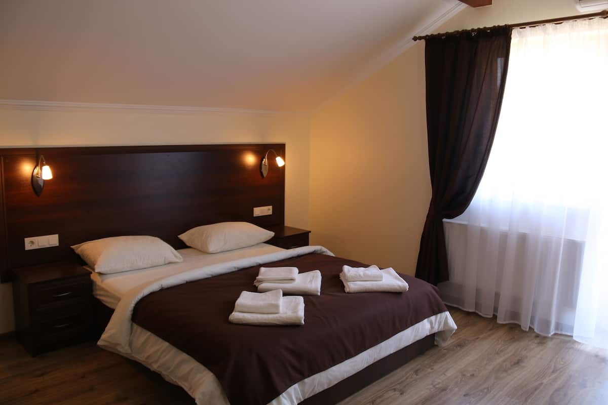 Appartamento Comfort (2 rooms) | Biancheria da letto di alta qualità, una cassaforte in camera