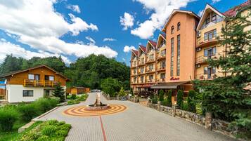 واجهة المنشأة