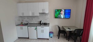 Apartment, 1 Bedroom | Private kitchen | Fridge, stovetop, electric kettle, cookware/dishes/utensils - Villa Dream Apart Hotel (Marmaris)