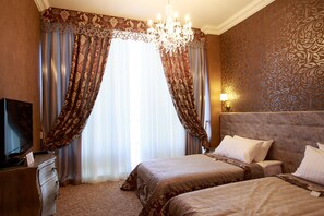 Superior Twin Room | Hypo-allergenic bedding, minibar, in-room safe, individually decorated