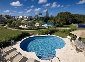 Vila superluxo, 3 quartos, vista para o resort, no jardim | Vista do quarto