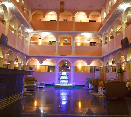 Interior. Executive Inn