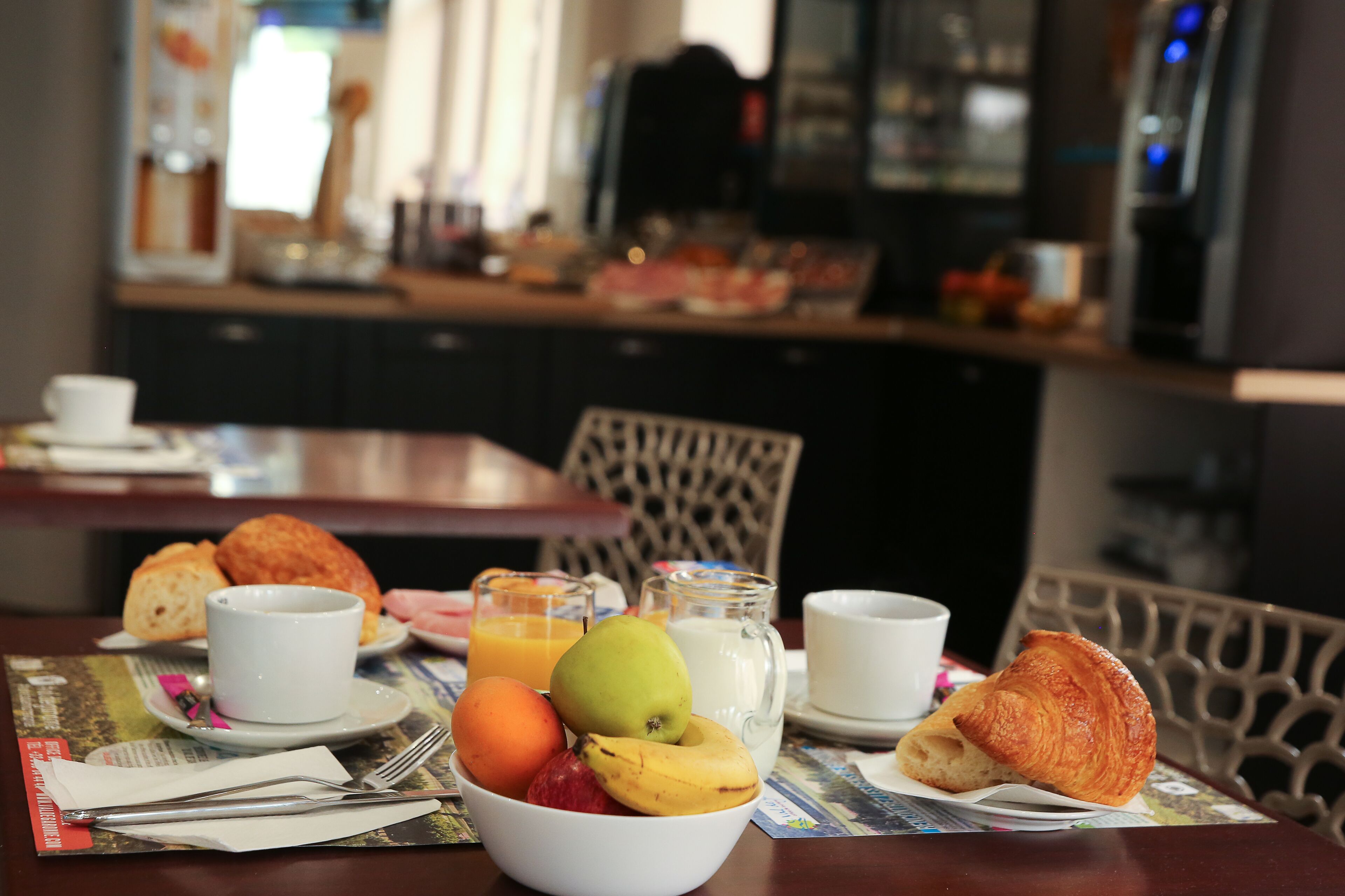 daily buffet breakfast (eur 9.80 per person)