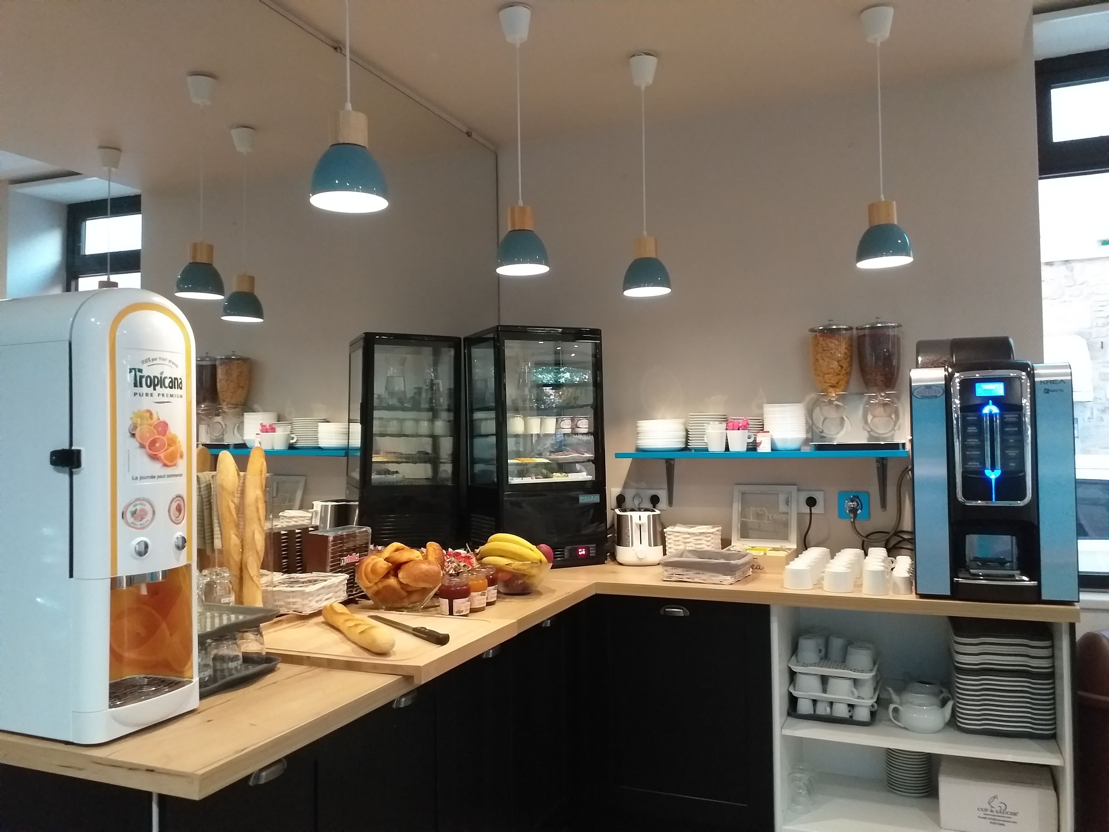 daily buffet breakfast (eur 9.80 per person)